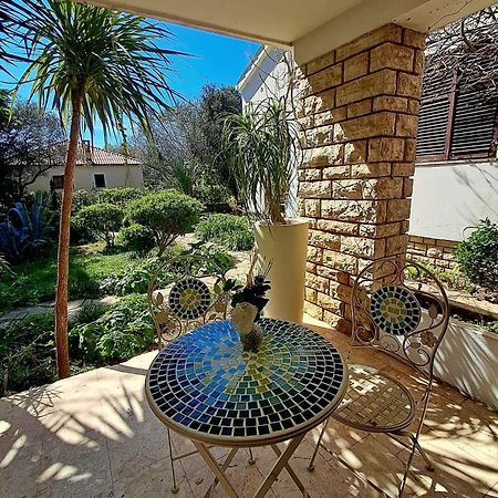 Apartmani Jessica Novalja Exterior foto